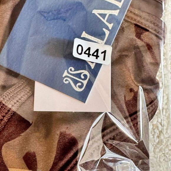 Alala Womens Adult Surf Bra Sz L Inspired by Wetsuit stitching Medium Support - Picture 16 of 16